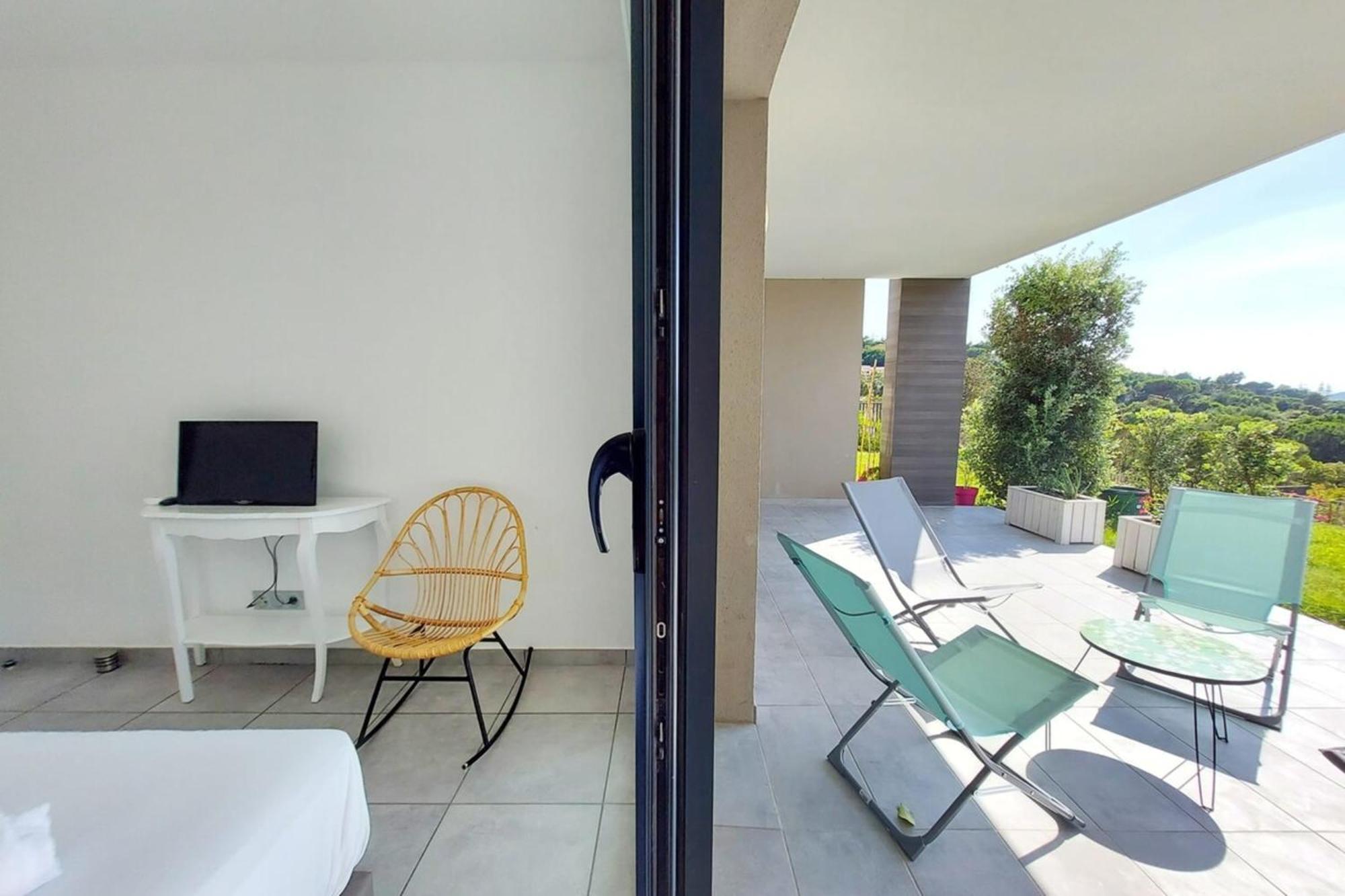 Kiara - Beach By Foot Terrace Isolella - By Tgb Pietrosella Εξωτερικό φωτογραφία