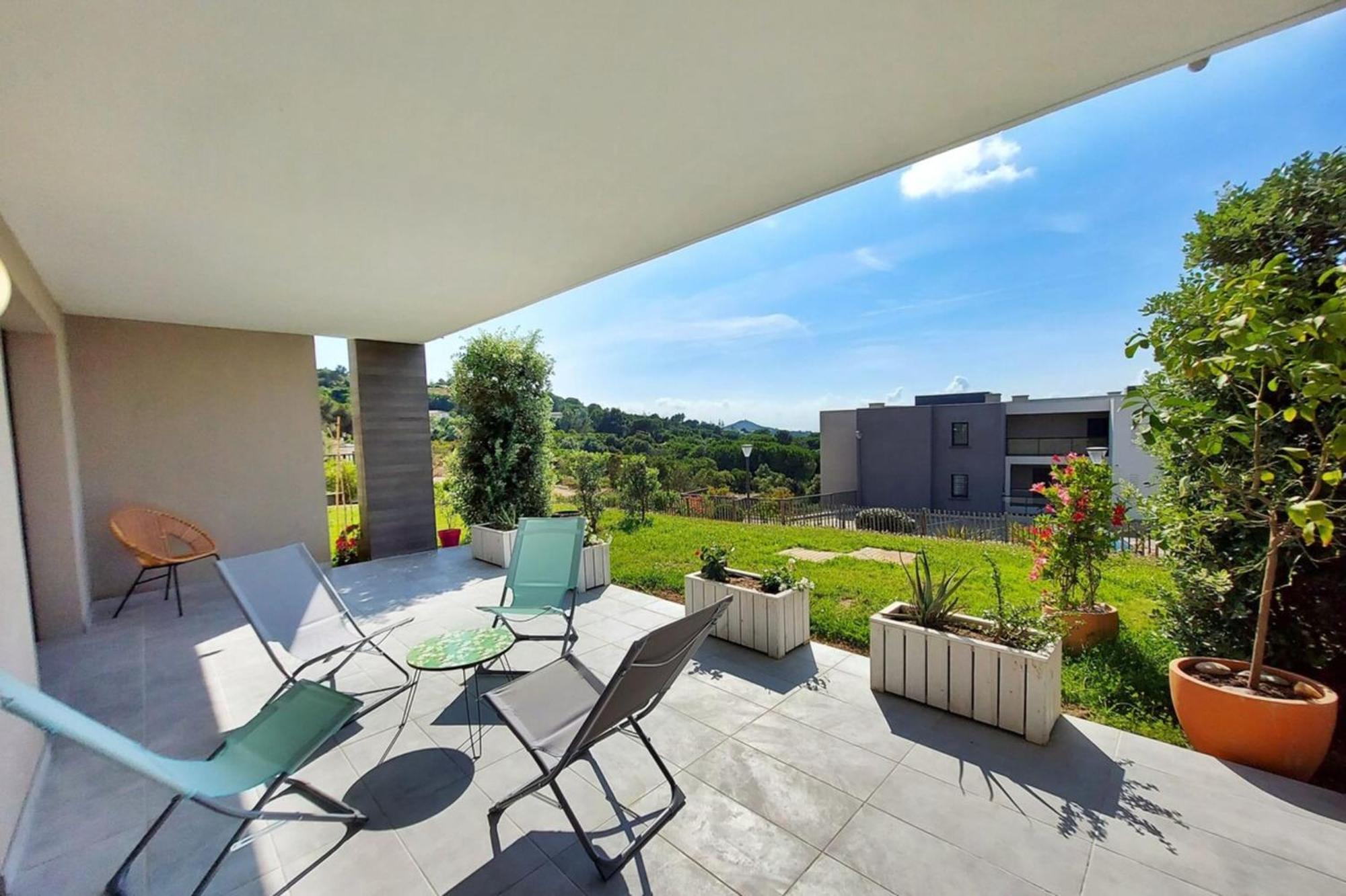Kiara - Beach By Foot Terrace Isolella - By Tgb Pietrosella Εξωτερικό φωτογραφία